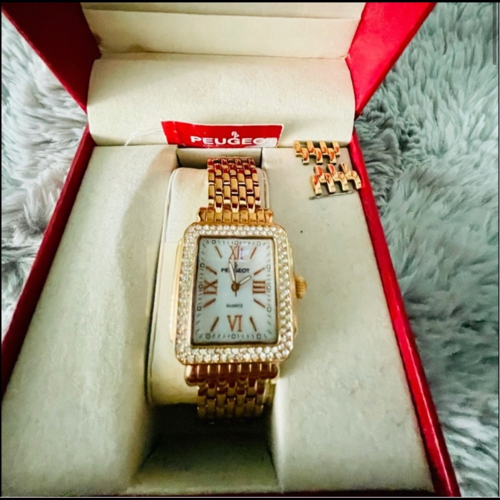 Peugeot Rosegold women watch mother of pearl